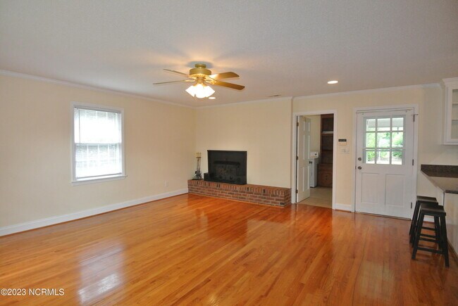 Building Photo - 2129 Neuse Cliffs Cir