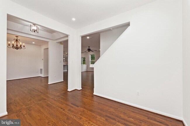 Building Photo - 10562 Talisa Ln