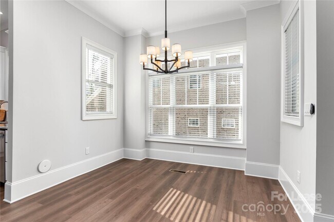 Foto del edificio - 805 Naples Dr