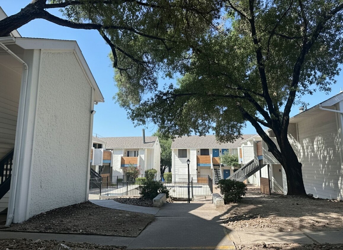 Foto del edificio - 1804 W Rundberg Ln
