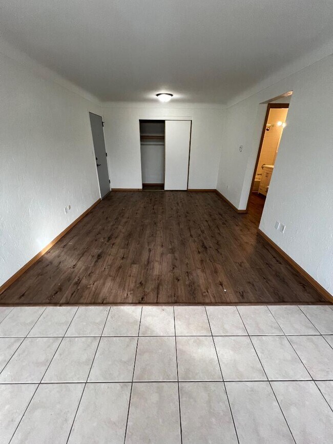 Foto del edificio - 2447 County B Rd W