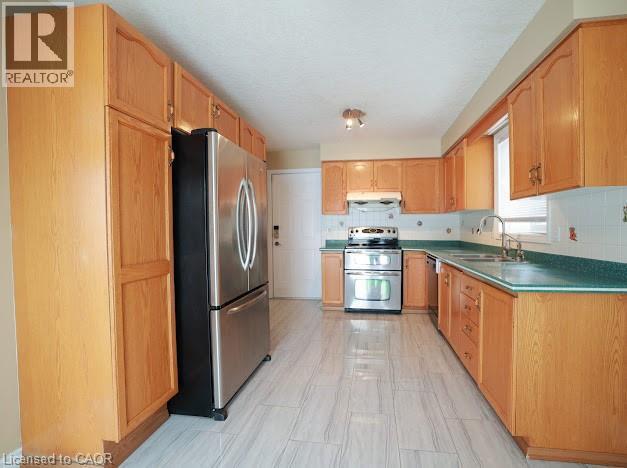 Photo du bâtiment - 109 Beechmanor Crescent