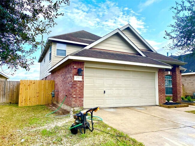 Building Photo - 4734 Plum Forest Rd