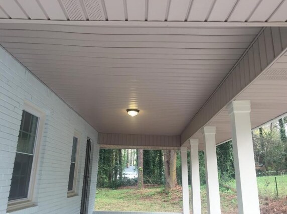 puerto de coches - 2217 Lilac Ln