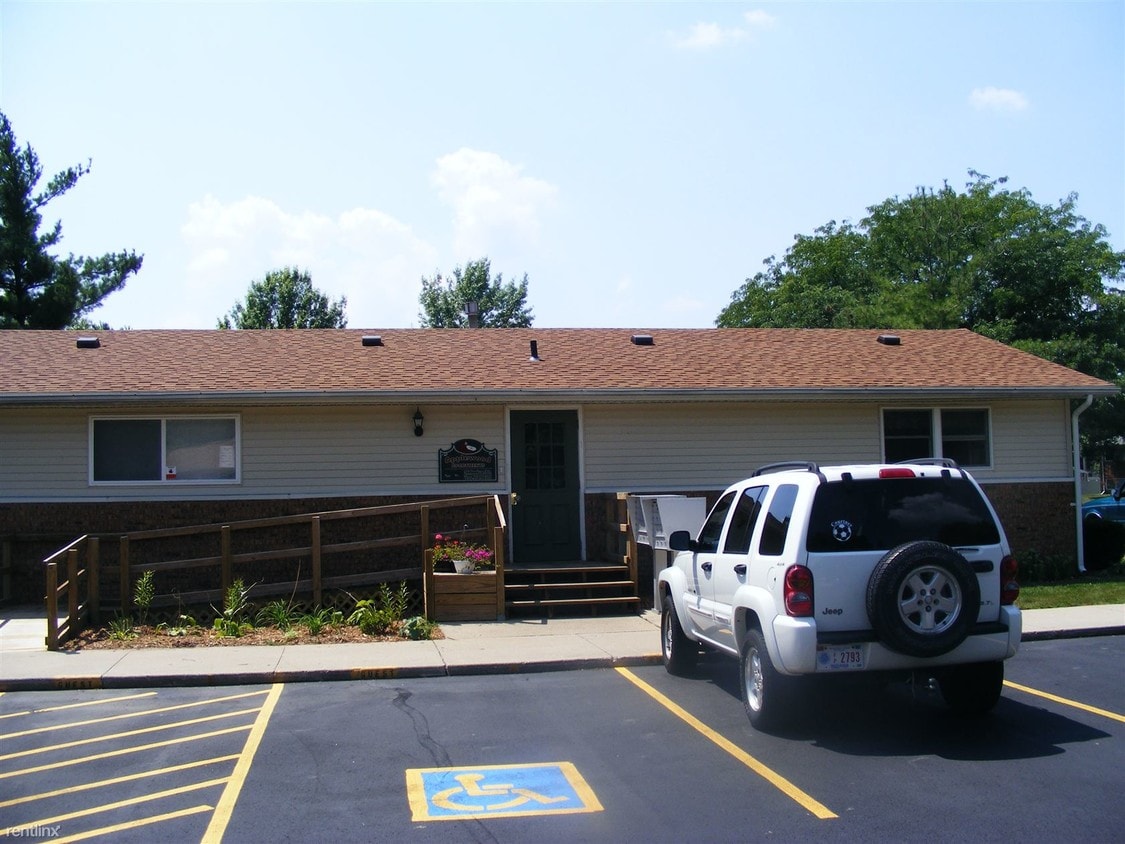 Primary Photo - 1701 Northwood Dr