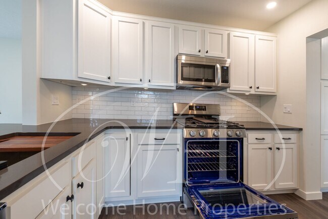 Foto del edificio - Country Living in Gorgeous 2 Bedroom Home Near Town