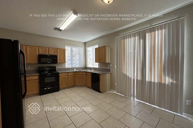 Foto del edificio - 11379 W Pima St