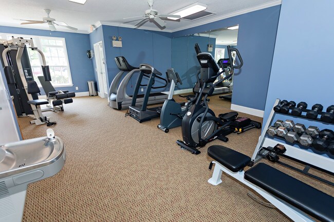 Gimnasio abierto las 24 horas, los 7 días de la semana - The Pointe at Peters Creek