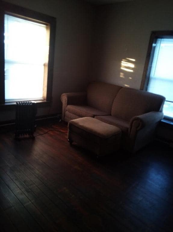 Building Photo - 118 E Railroad, Apt#5-Apt#5