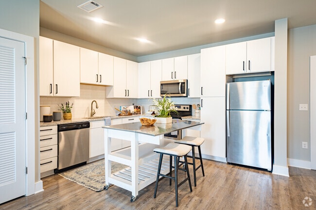 The Pawn- 2BR, 2BA - The Kingson