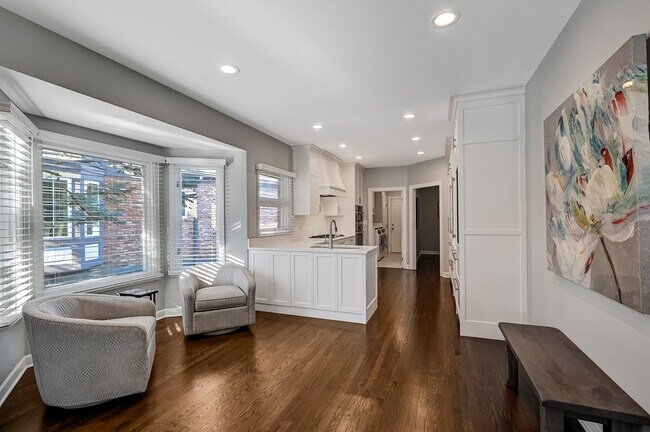 Building Photo - 51 Chesterfield Ct