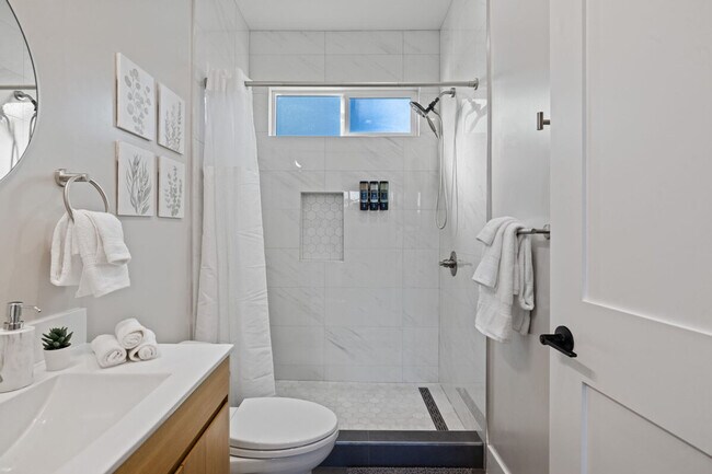 Building Photo - 1817 Andrea Pl