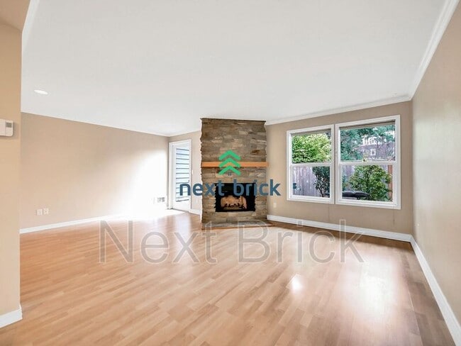 Foto del edificio - 10015 NE 12th St