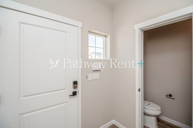 Building Photo - 9464 Yampa St