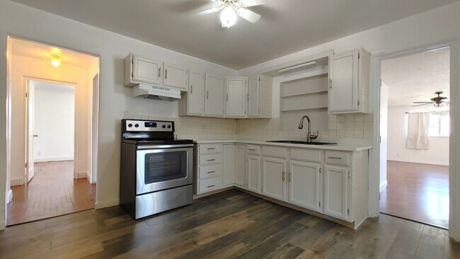Foto del edificio - Delightful 3 Bedroom, 1 Bathroom Home in t...
