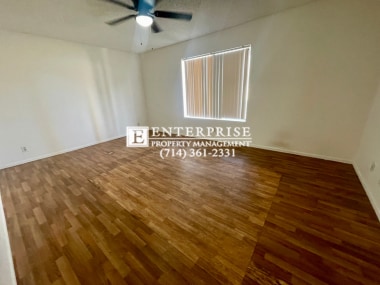 Foto del edificio - Welcome to Your Serene Anaheim Sanctuary: ...