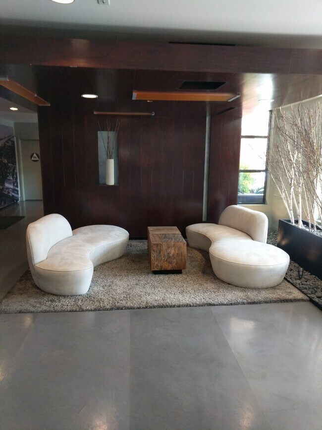 Foto del edificio - WELCOME HOME IN JACK LONDON SQUARE