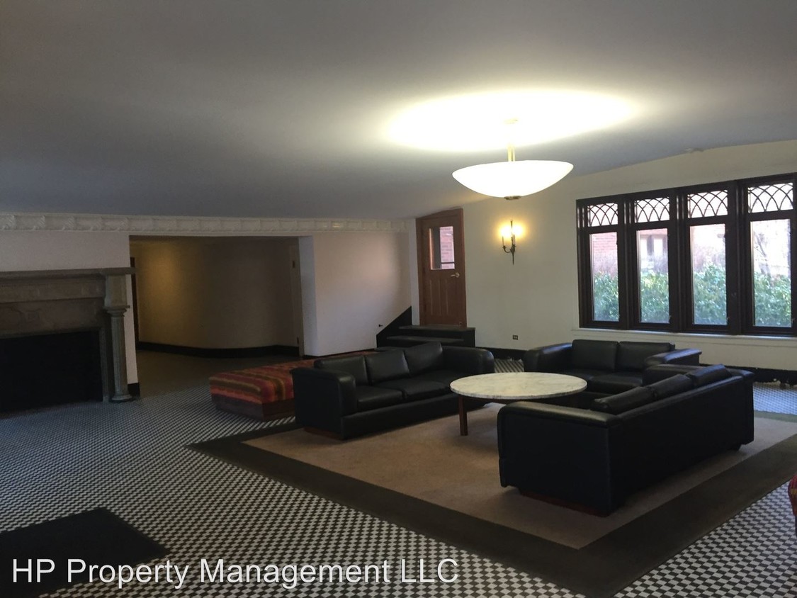 Building Photo - 5316 S Dorchester Ave