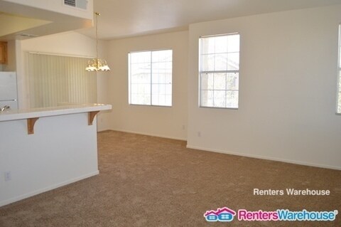 Building Photo - 9901 Trailwood Dr