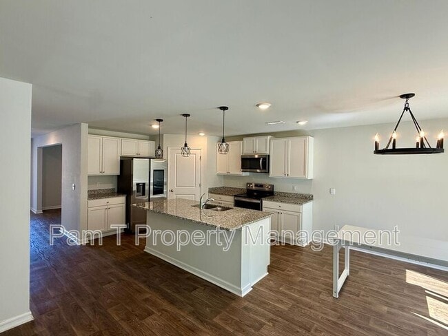 Building Photo - 512 Turpentine Trl