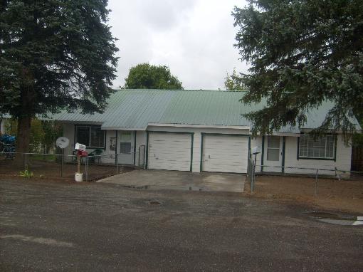 Building Photo - 300 Poplar St