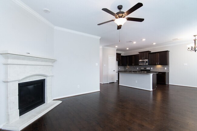 Building Photo - 14607 W Bekapark Ct