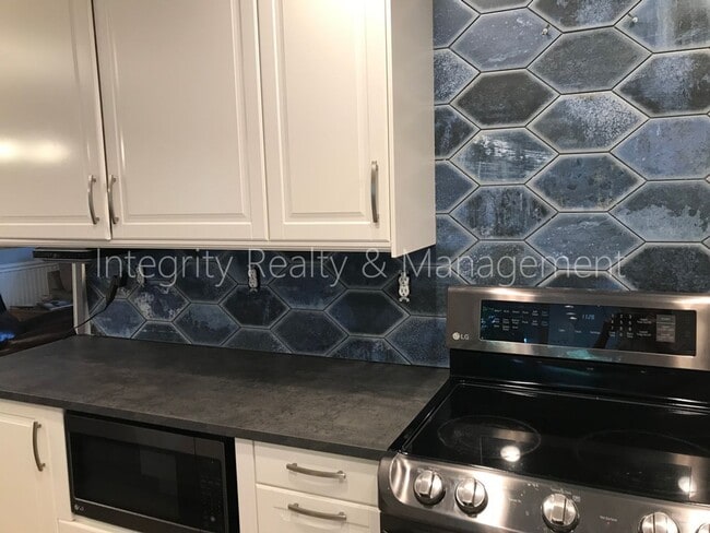Photo - 1222 W Kettle Ave House