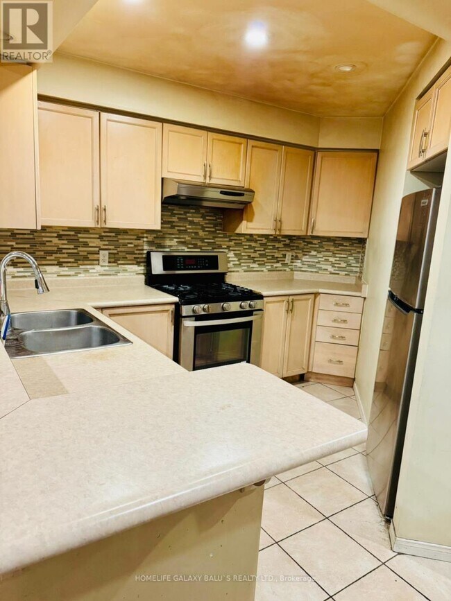 Building Photo - 225 Cotton Grass St