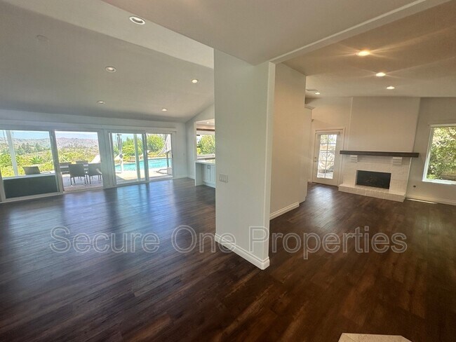 Foto del edificio - 637 Lynwood St