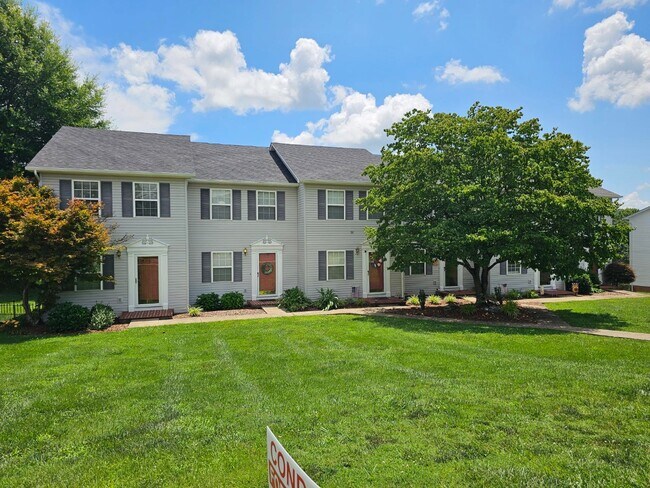 Foto del edificio - 56 Tulip Grove Cir
