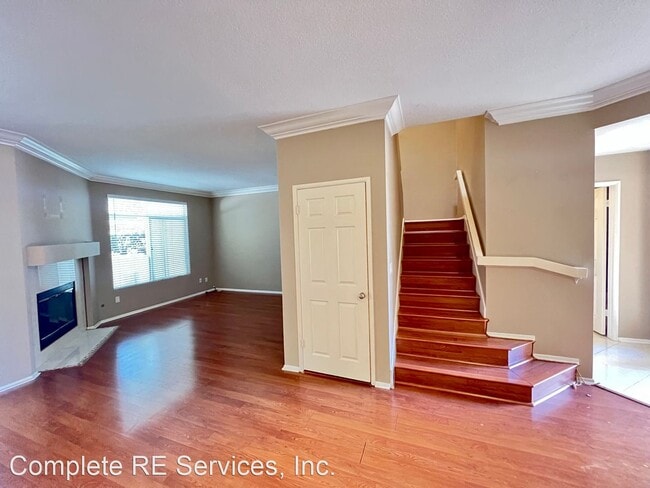 Building Photo - 3 br, 2.5 bath House - 3190 Castelar Ct #102
