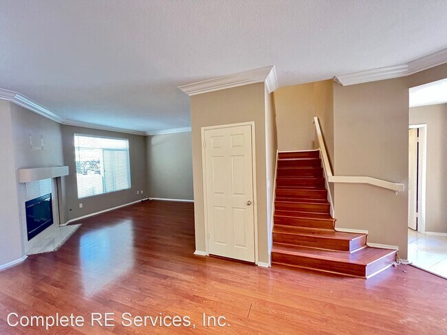Foto del edificio - 3 br, 2.5 bath House - 3190 Castelar Ct #102