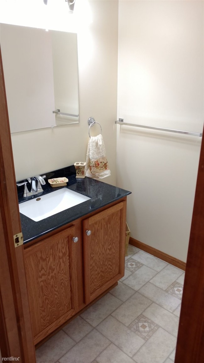 Building Photo - 1203 Silver Ridge Ct
