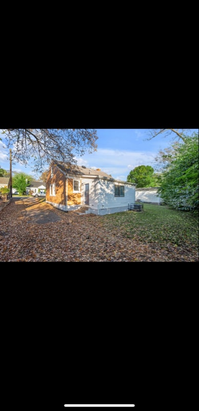 Photo - 1104 Liggett St House