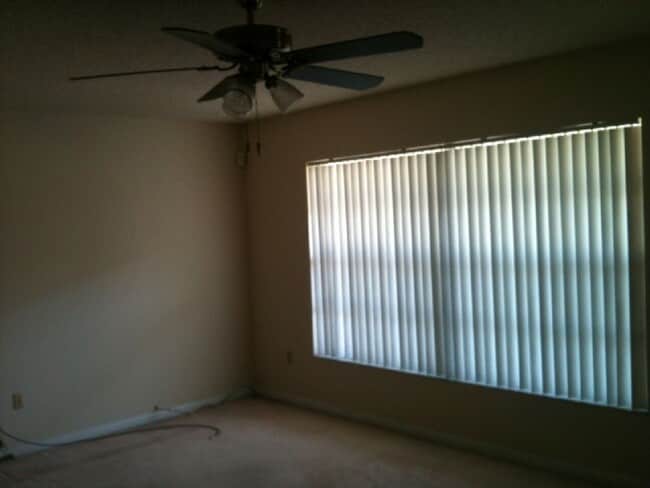 Building Photo - Updated 3 Bedroom, 2 Bath, Screen Porch, Fenced Yard!