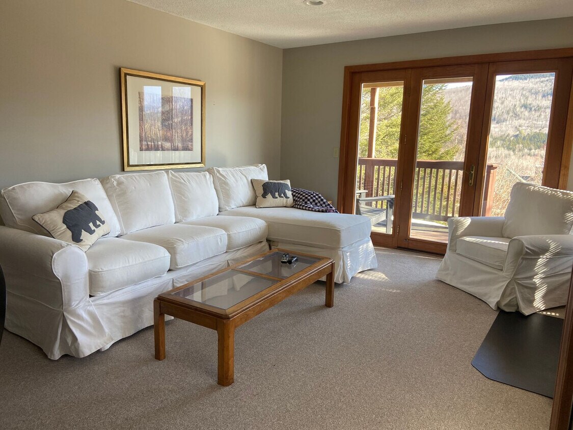 Foto principal - 287 Crawford Ridge Rd