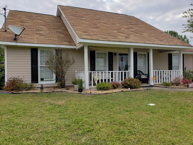 Building Photo - 13 McLendon Rd