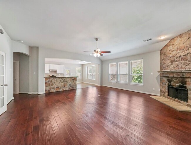 Foto del edificio - 21707 Venture Park Dr