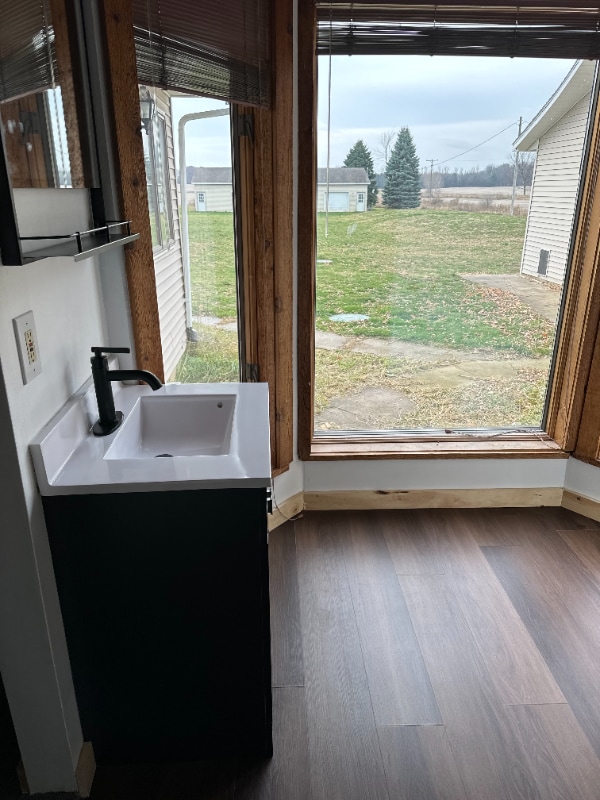 Foto del edificio - 5963 W Chadwick Rd