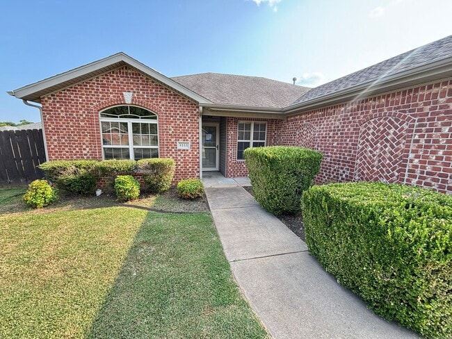 Photo - 4111 W. Mahogany Dr. House