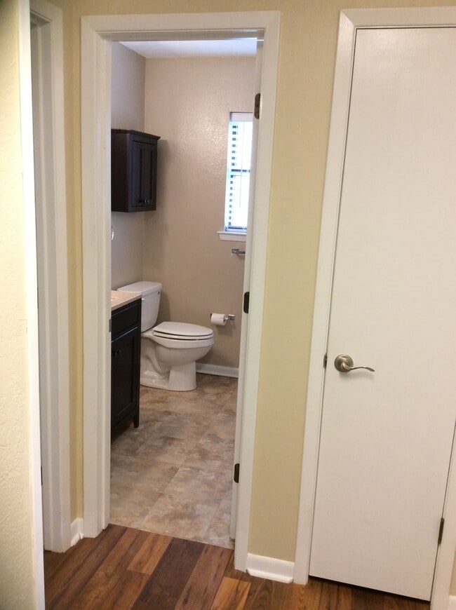 Building Photo - 2835 Cypress Dr