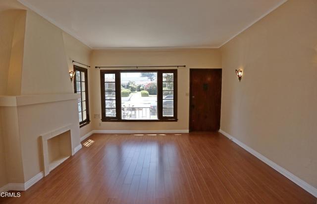 Building Photo - 126 S Olive Ave