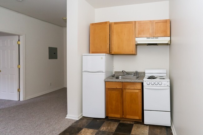 Foto del edificio - 3957 W Irving Park Rd