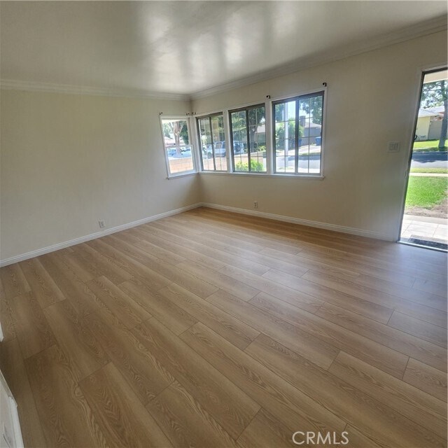 Foto del edificio - 11413 Horton Ave