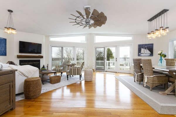 Foto del edificio - 1106 E Shore Rd