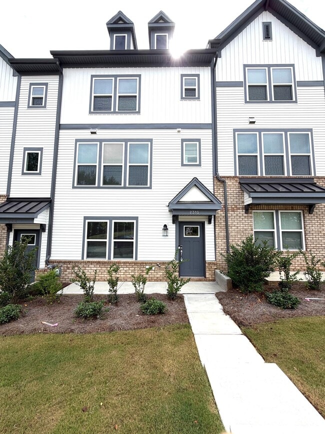 Photo - 2310 Donnelly Hls Ln Townhome