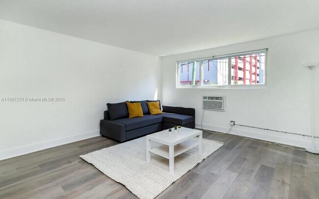 Foto del edificio - 143 SW 9th St