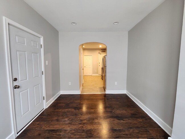 Photo - 3114 W Gordon St . Apartment