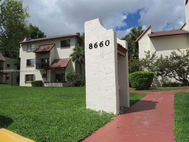 Building Photo - 8660 SW 149th Ave