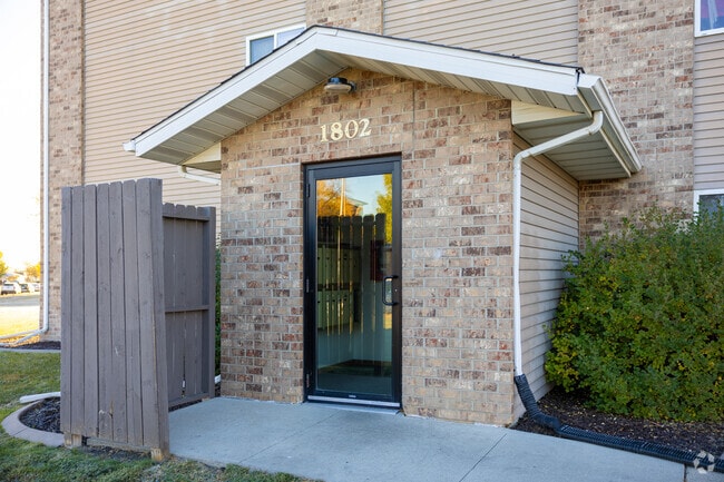 Entrance - Brickview Apartments